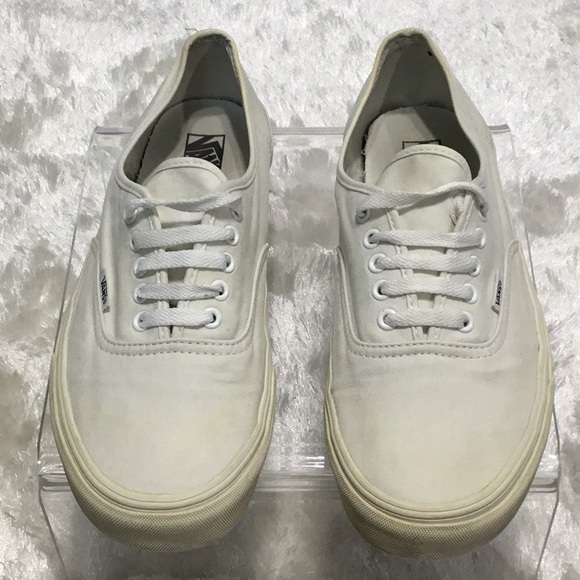 back again with the white vans